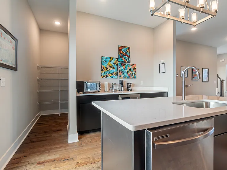 1705 Adams St — Photo 19