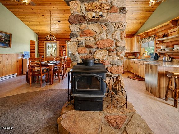 4th image of 15069 Red Rock Rd