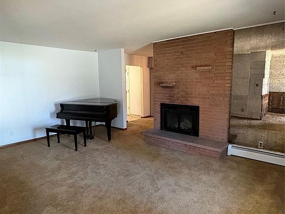 2nd image of 2753 S Benton Street