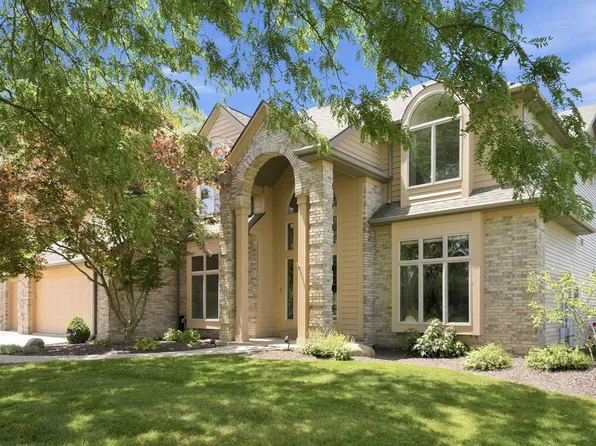 2523 Green Ash Ct, Fort Wayne, IN 46845