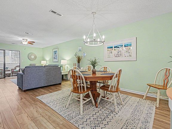 5th image of 404 76th Ave. N #21-A