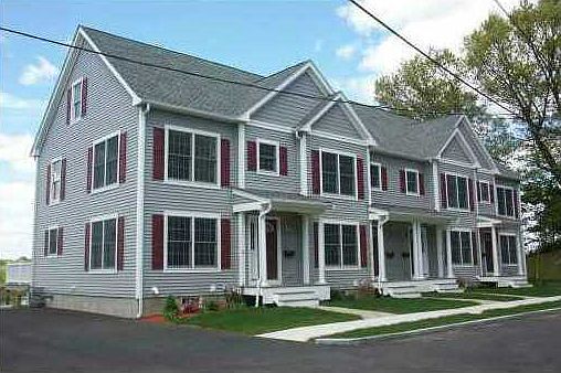 1st image of 82 S Brow St