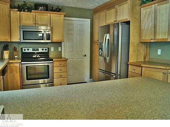 5th image of 1980 Tamarisk Dr