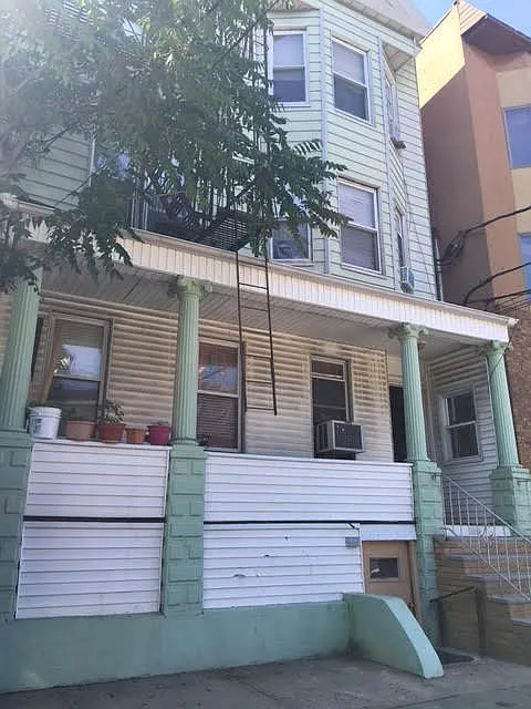 205 Prospect Avenue — Photo 2