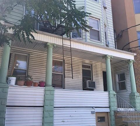 2nd image of 205 Prospect Ave APT 6