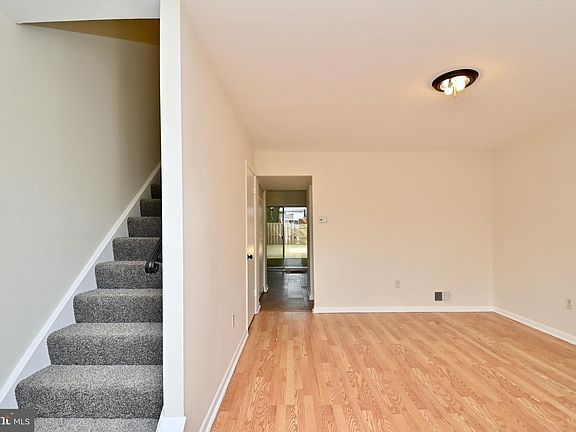 3rd image of 2165 Ferguson Pl