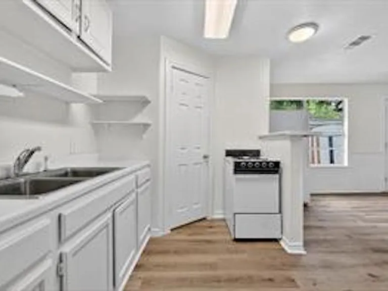 4709 Mayfair St — Photo 18