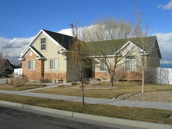 3rd image of 5544 W Alder Rose Cir