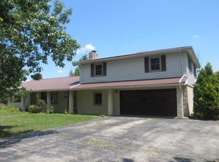 1161 Barker Ln W, Berea, KY 40403