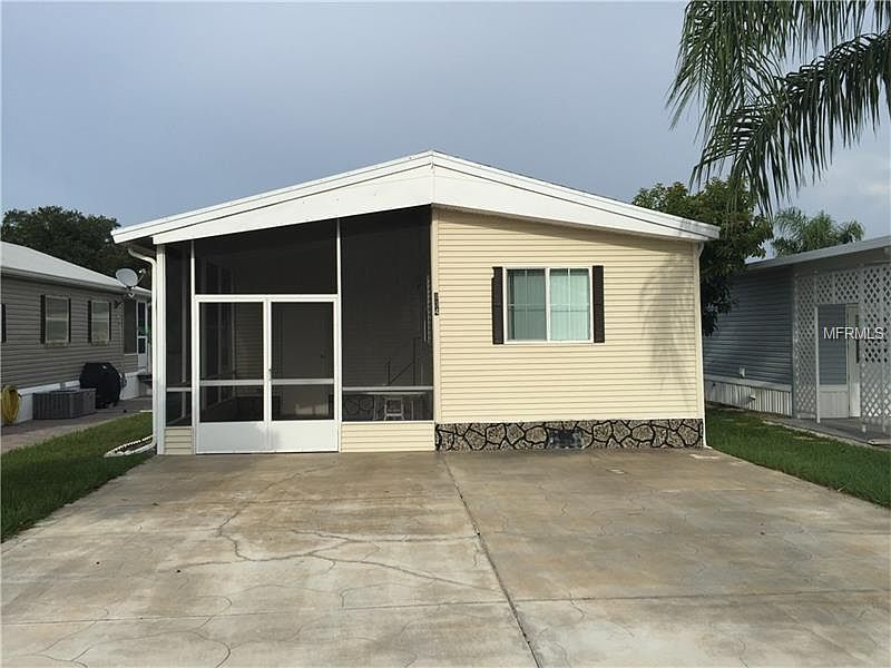 1st image of 834 Center Crest Blvd