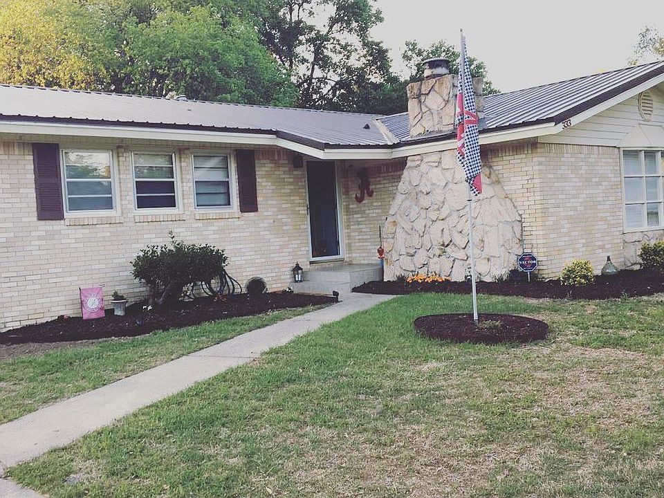 2nd image of 333 Mary Ln
