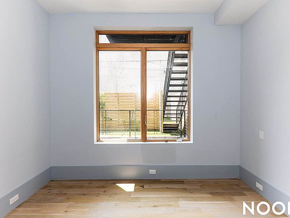 5th image of 522 Evergreen Ave #1A