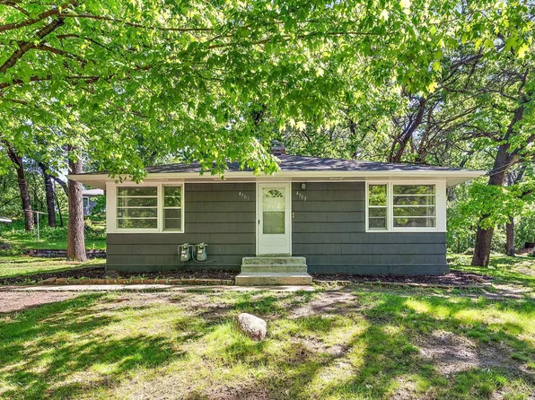 4701-4703 Twin Haven Rd, Hopkins, MN 55343