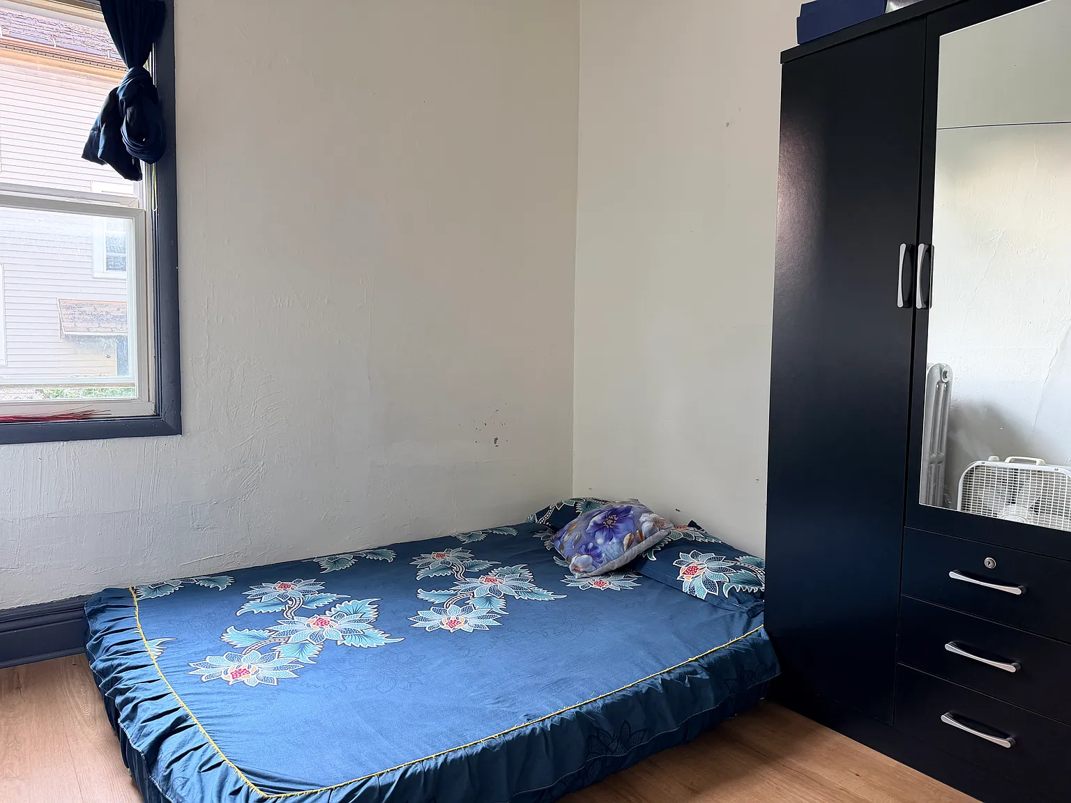 2 bed, $1,100 — Photo 3