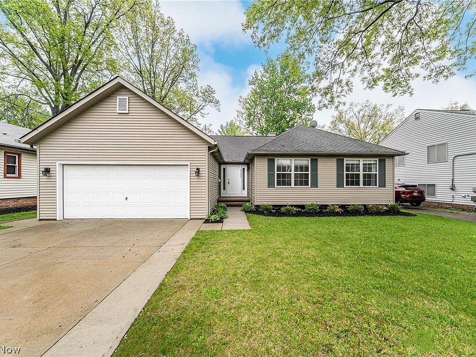 1st image of 22461 Macbeth Ave