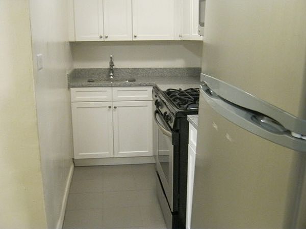 2nd image of 13720 45th Ave APT 5F