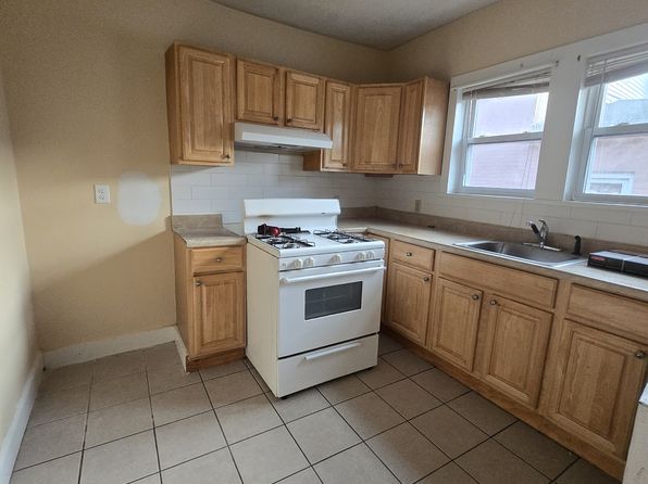103 Talmage Ave #2D