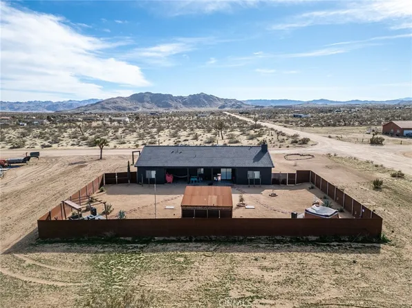 60520 Belfair Dr, Joshua Tree, CA 92252