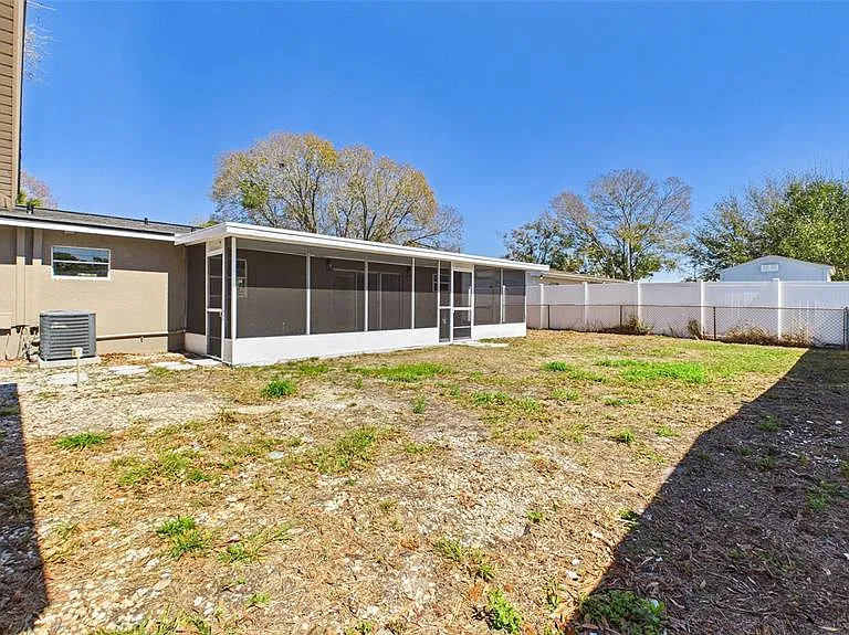 4418 W Fairview Hts — Photo 44
