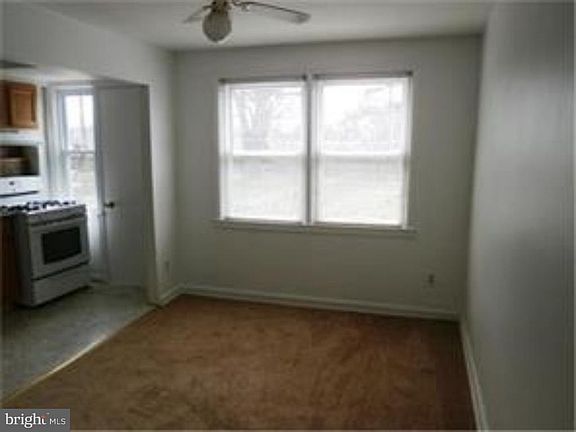 5th image of 1002 Dover Ave