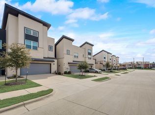 1924 Bethlehem St, Irving, TX 75061