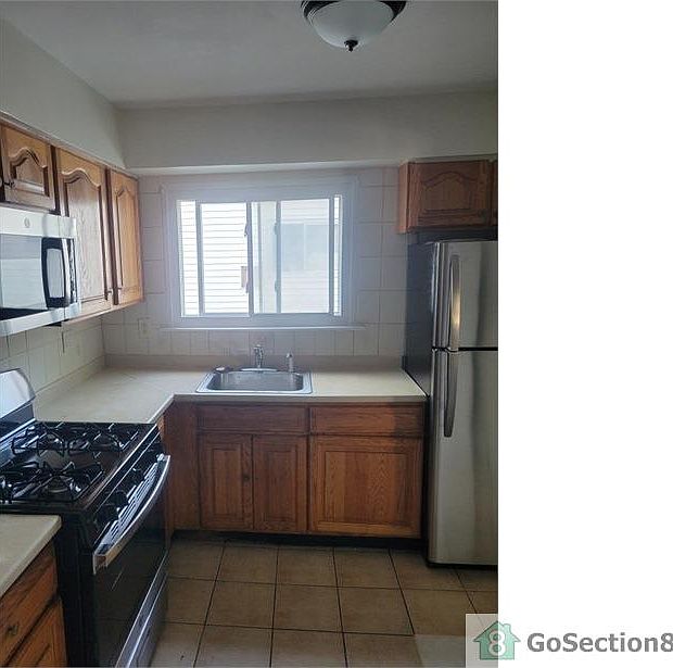 1st image of 1441 Gipson St #2