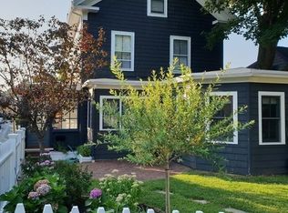 16 Pickett St, Marblehead, MA 01945