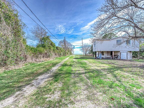 4th image of 9898 Tri City Beach Rd