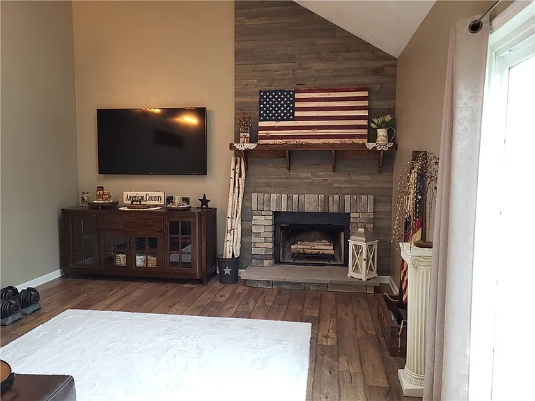 317 Fassinger Rd — Photo 9