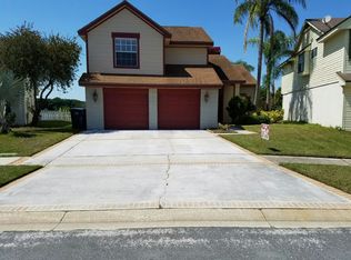 11858 Branch Mooring Dr, Tampa, FL 33635