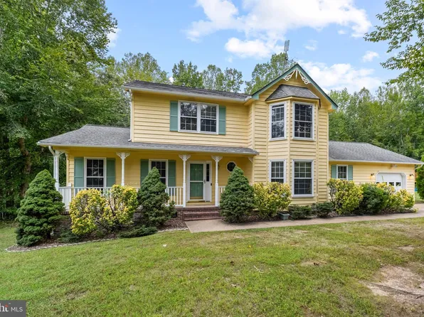 1905 White Lake Dr, Fredericksburg, VA 22407
