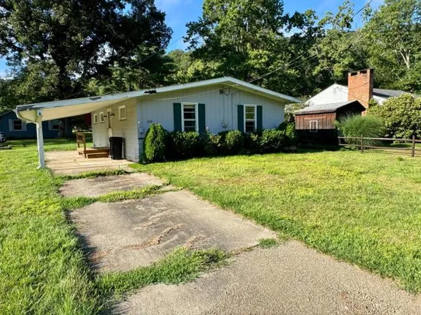 204 Kinzua Rd, Warren, PA 16365