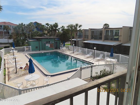 3rd image of 5500 Ocean Shore Blvd APT 27