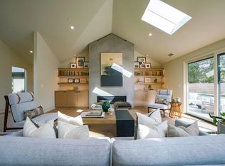 20018 Saint Germain Ln, Sonoma, CA 95476