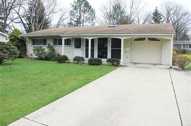 1st image of 3619 Lincolnshire Woods Rd