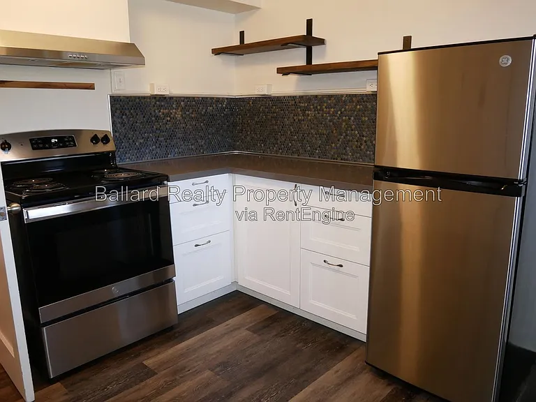 171 Boston St #A — Photo 8
