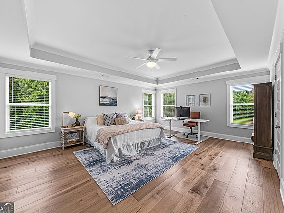 5th image of 1540 Summerfield Ln