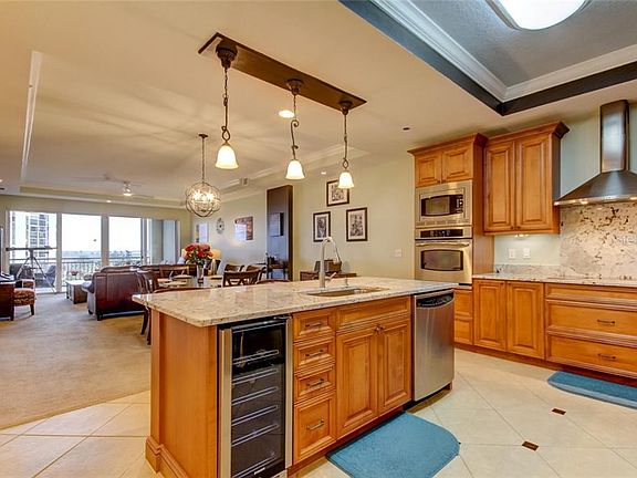 3rd image of 202 Windward Psge APT 502