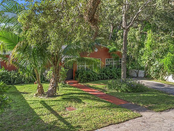 2nd image of 1208 SW 18th Court
