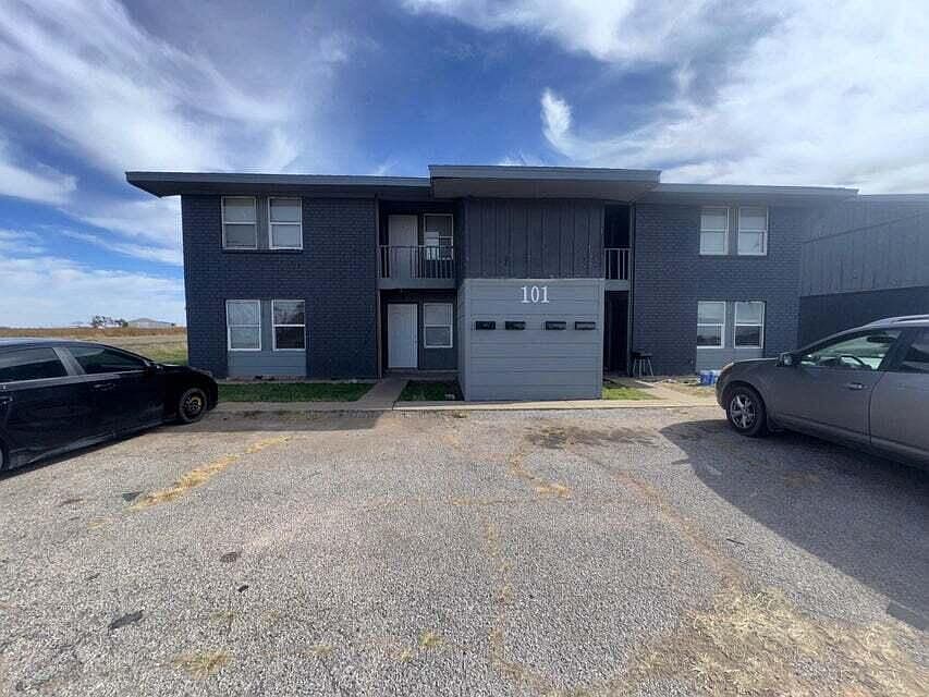 1st image of 101 Pecos Pl