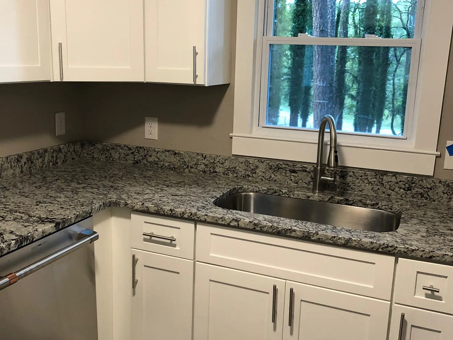 4 bed, 1208 sqft, $2,600 — Photo 4