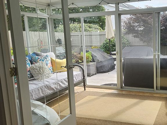 4th image of 2389 Cape Arbor Dr