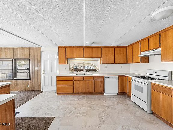 4th image of 2121 Nadeau St