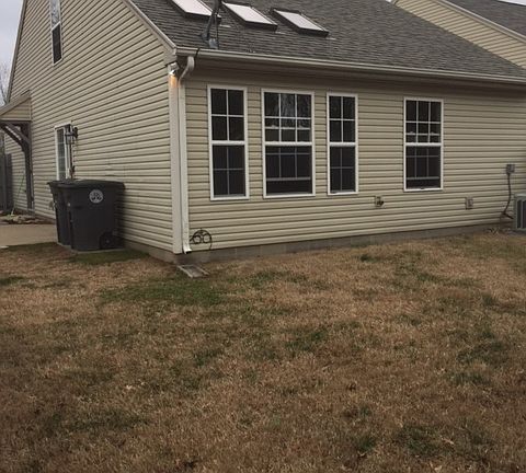 3rd image of 4025 Shadwell Dr