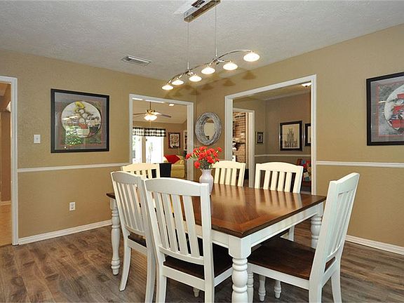 5th image of 2411 Fir Grove Dr
