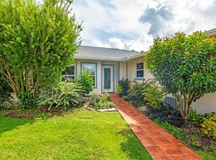 7102 S Leewynn Dr, Sarasota, FL 34240