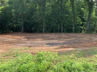 230 Cloverdale Cir, Sparta, TN 38583