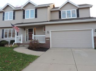 3420 Scenic Vista Dr, West Des Moines, IA 50265