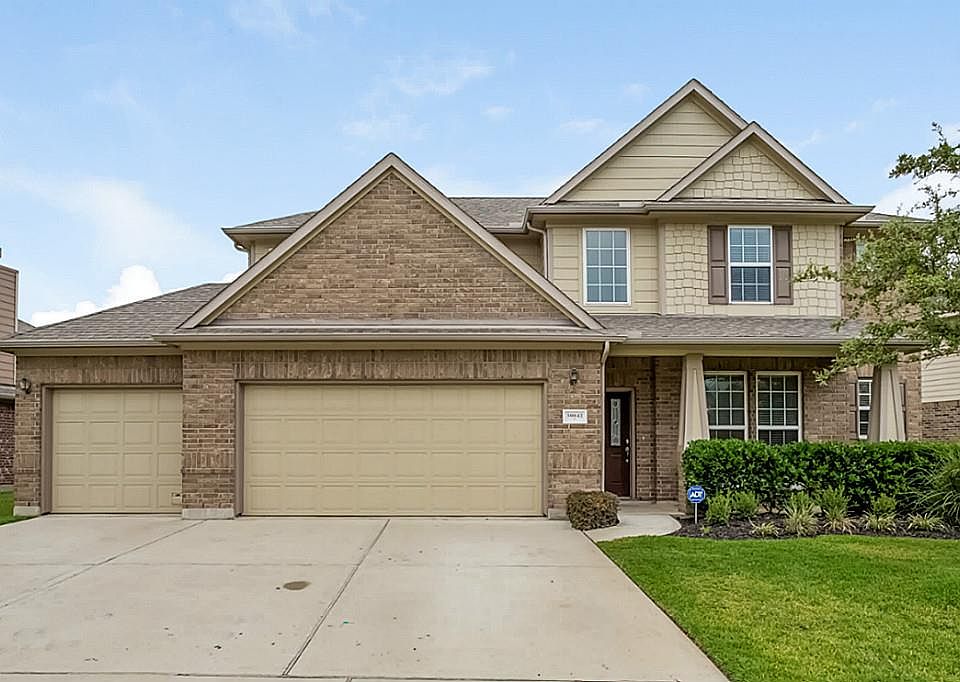 1st image of 30042 Willow Walk Ln