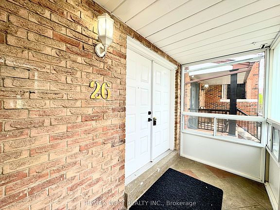 4th image of 26 Brownridge Cres